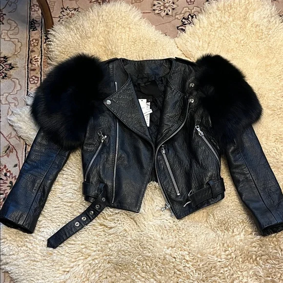 Marc Jacob’s Black Leather moto Jacket with real fox Fur Accents - Picture 3 of 10